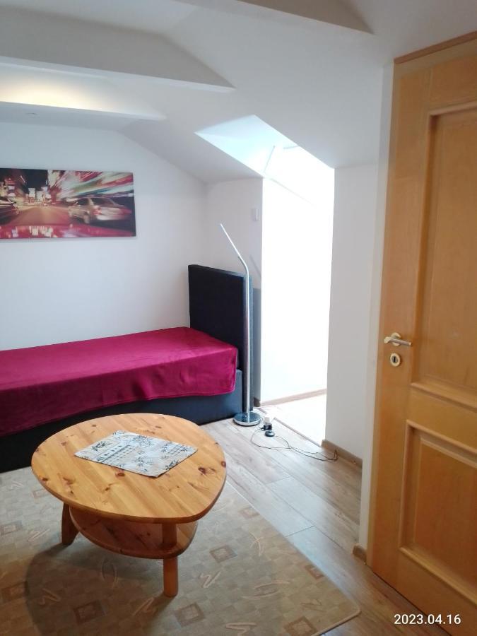 Apartament Am Bahnhof Werneuchen Zewnętrze zdjęcie