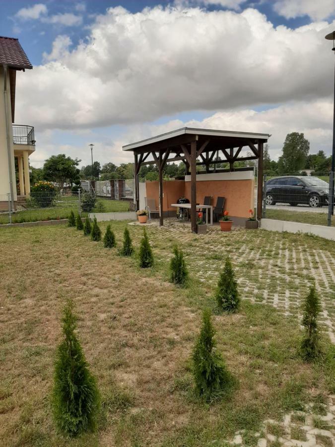 Apartament Am Bahnhof Werneuchen Zewnętrze zdjęcie